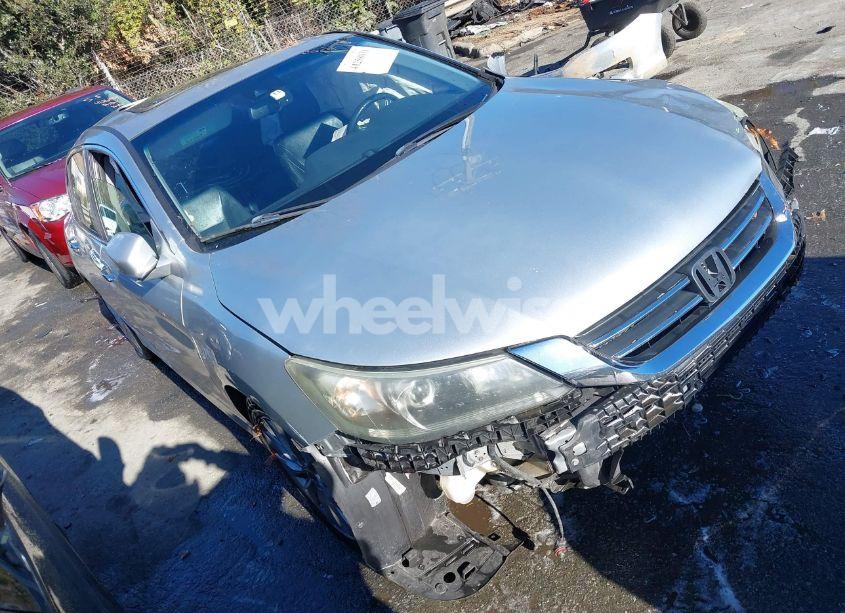 2013 Honda Accord EX-L (VIN 1HGCR2F8XDA142398) main photo