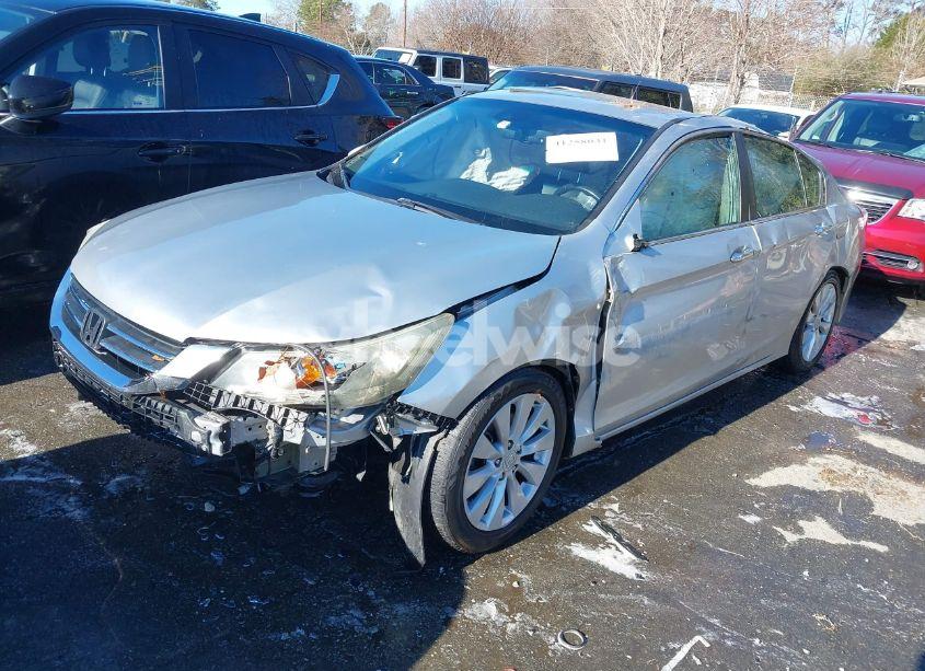 Photo 2 of 2013 Honda Accord EX-L (VIN 1HGCR2F8XDA142398)