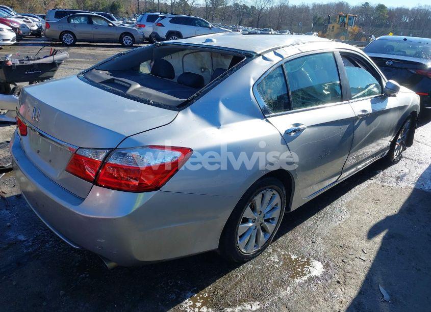 Photo 4 of 2013 Honda Accord EX-L (VIN 1HGCR2F8XDA142398)