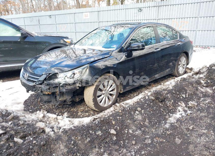 Photo 2 of 2013 Honda Accord EX-L (VIN 1HGCR2F8XDA171481)