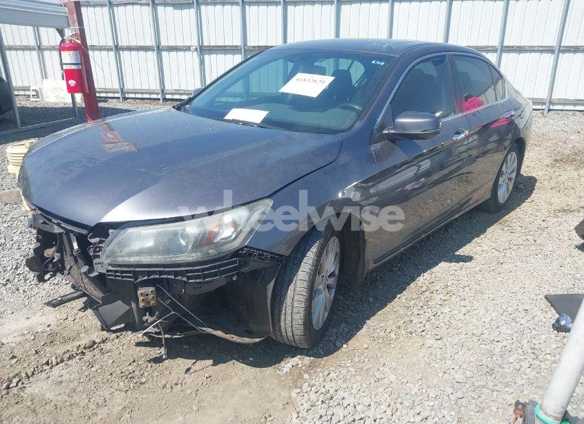 Photo 2 of 2013 Honda Accord EX-L (VIN 1HGCR2F8XDA253582)