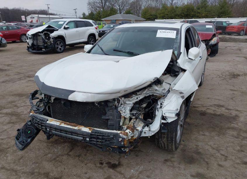 Photo 2 of 2013 Honda Accord EX-L (VIN 1HGCR2F8XDA802343)