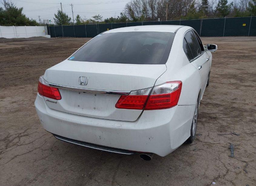 Photo 4 of 2013 Honda Accord EX-L (VIN 1HGCR2F8XDA802343)