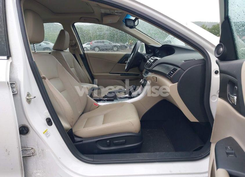 Photo 5 of 2014 Honda Accord EX-L (VIN 1HGCR2F8XEA024482)