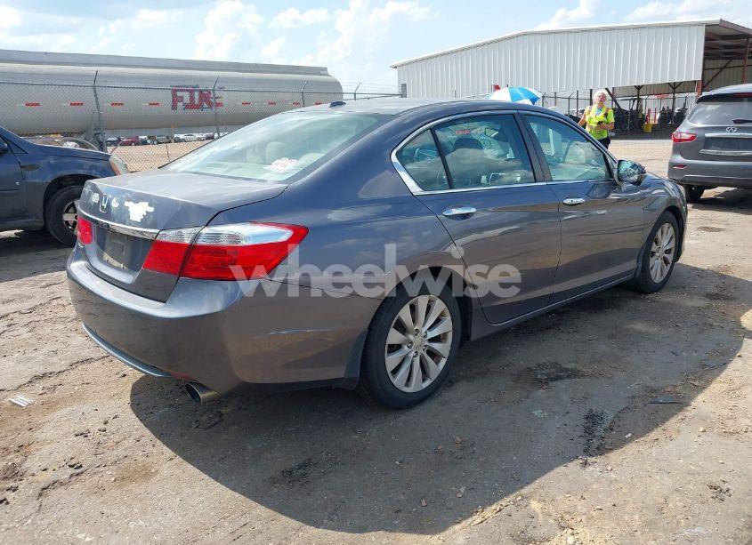 Photo 4 of 2014 Honda Accord EX-L (VIN 1HGCR2F8XEA027141)