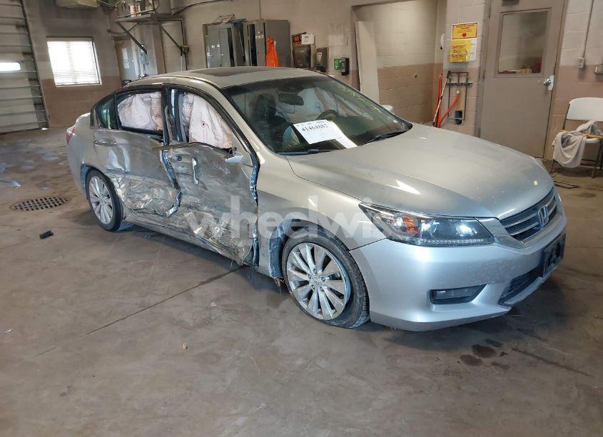 2014 Honda Accord EX-L (VIN 1HGCR2F8XEA047633) main photo