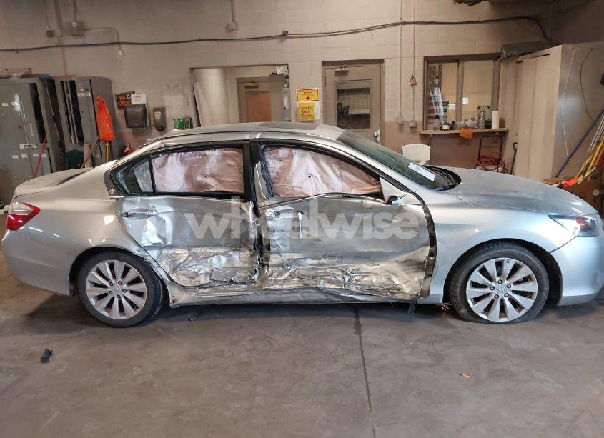 Photo 13 of 2014 Honda Accord EX-L (VIN 1HGCR2F8XEA047633)