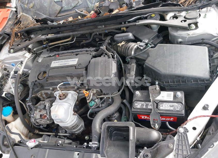 Photo 10 of 2014 Honda Accord EX-L (VIN 1HGCR2F8XEA052640)