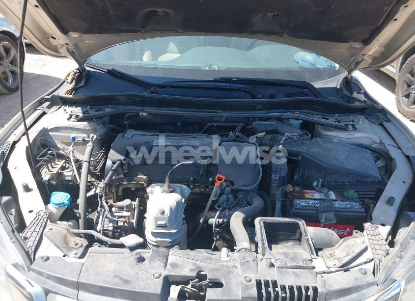 Photo 10 of 2014 Honda Accord EX-L (VIN 1HGCR2F8XEA086741)