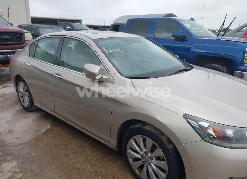 Photo 13 of 2014 Honda Accord EX-L (VIN 1HGCR2F8XEA086741)