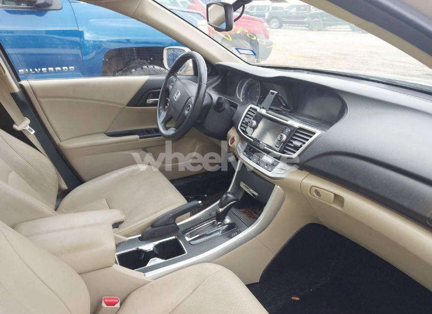 Photo 5 of 2014 Honda Accord EX-L (VIN 1HGCR2F8XEA086741)