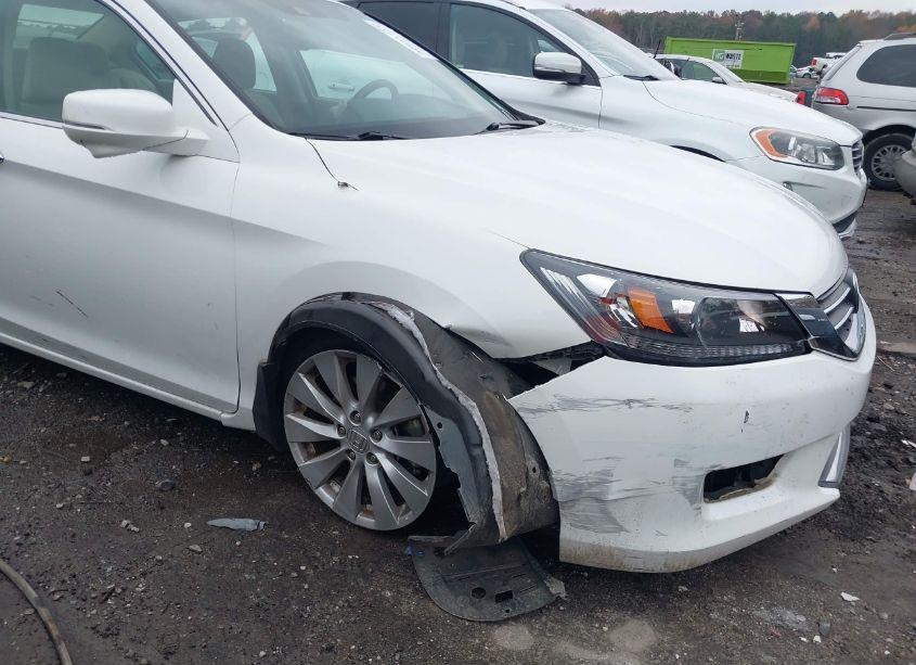 Photo 6 of 2014 Honda Accord EX-L (VIN 1HGCR2F8XEA139440)