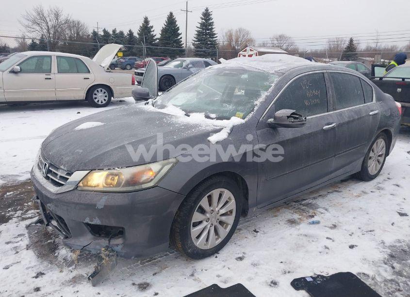 Photo 2 of 2014 Honda Accord EX-L (VIN 1HGCR2F8XEA145948)