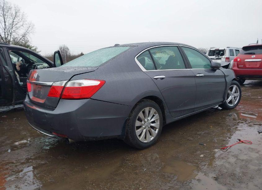 Photo 4 of 2014 Honda Accord EX-L (VIN 1HGCR2F8XEA209521)