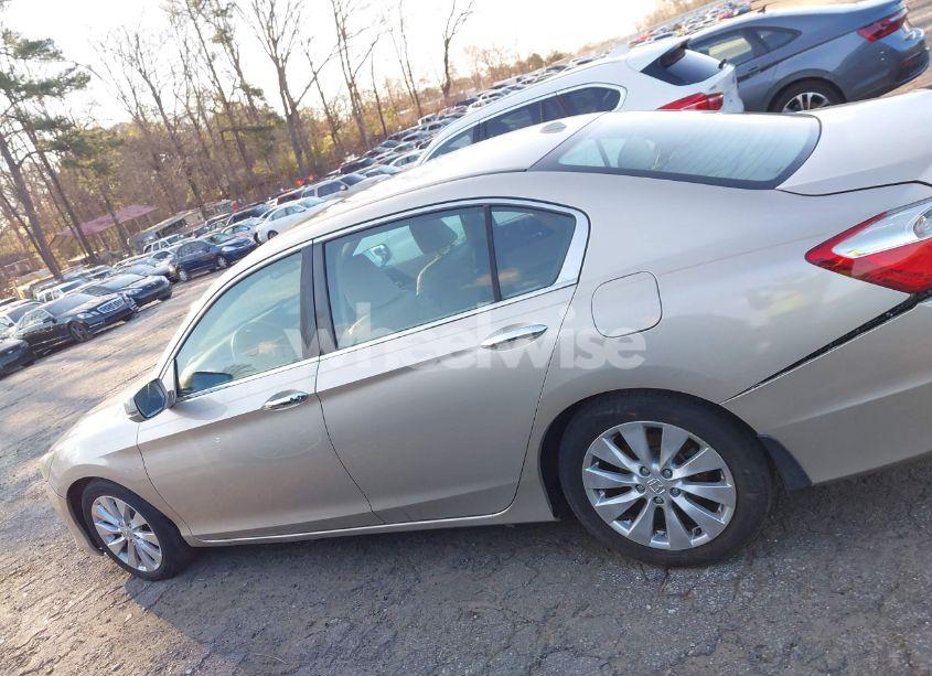 Photo 14 of 2015 Honda Accord EX-L (VIN 1HGCR2F8XFA010793)