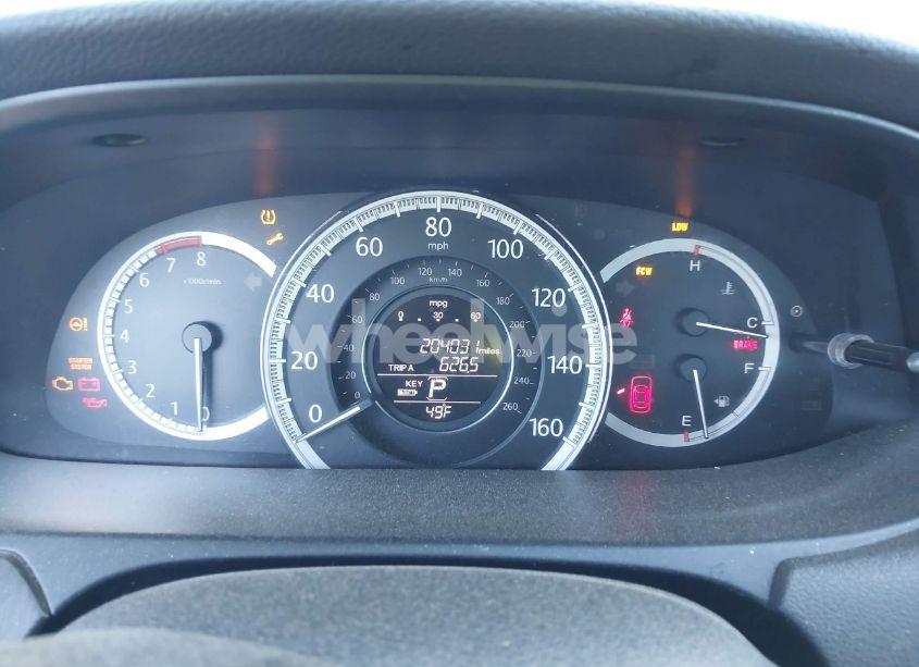 Photo 15 of 2015 Honda Accord EX-L (VIN 1HGCR2F8XFA010793)