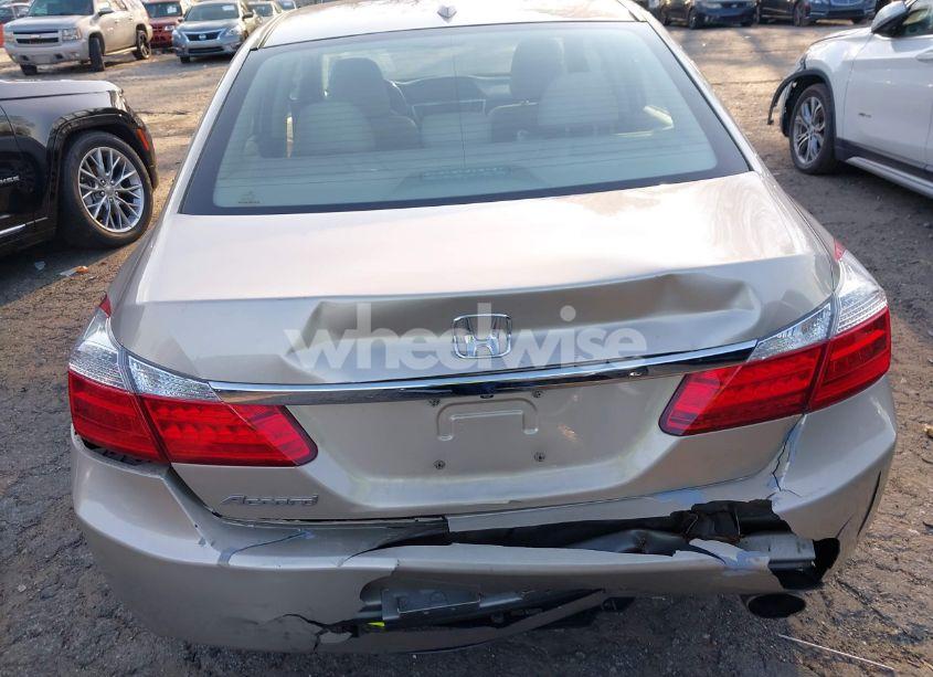 Photo 16 of 2015 Honda Accord EX-L (VIN 1HGCR2F8XFA010793)