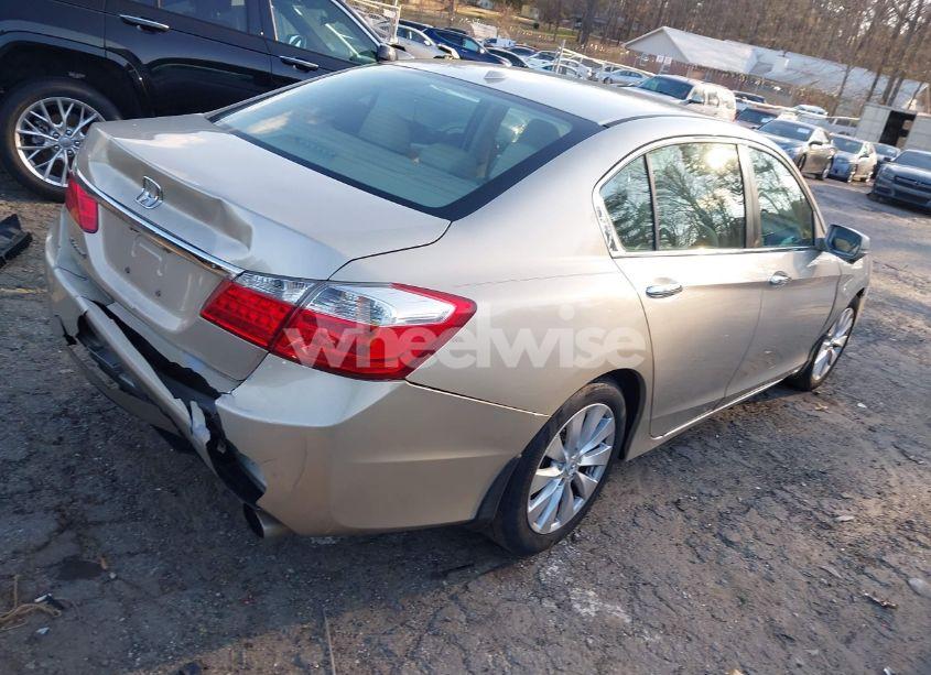 Photo 4 of 2015 Honda Accord EX-L (VIN 1HGCR2F8XFA010793)