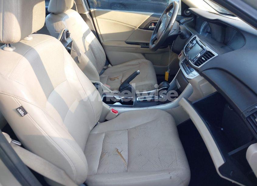 Photo 5 of 2015 Honda Accord EX-L (VIN 1HGCR2F8XFA010793)