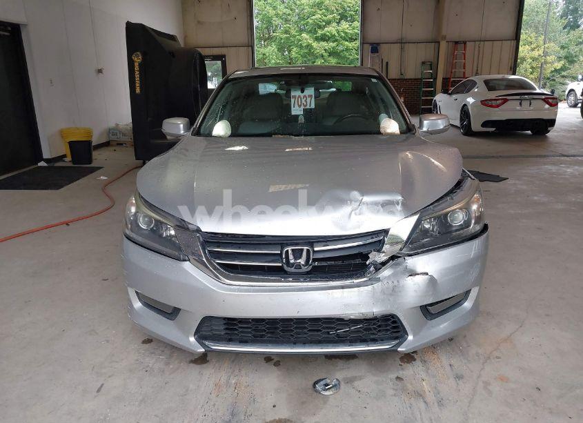 Photo 12 of 2015 Honda Accord EX-L (VIN 1HGCR2F8XFA128391)