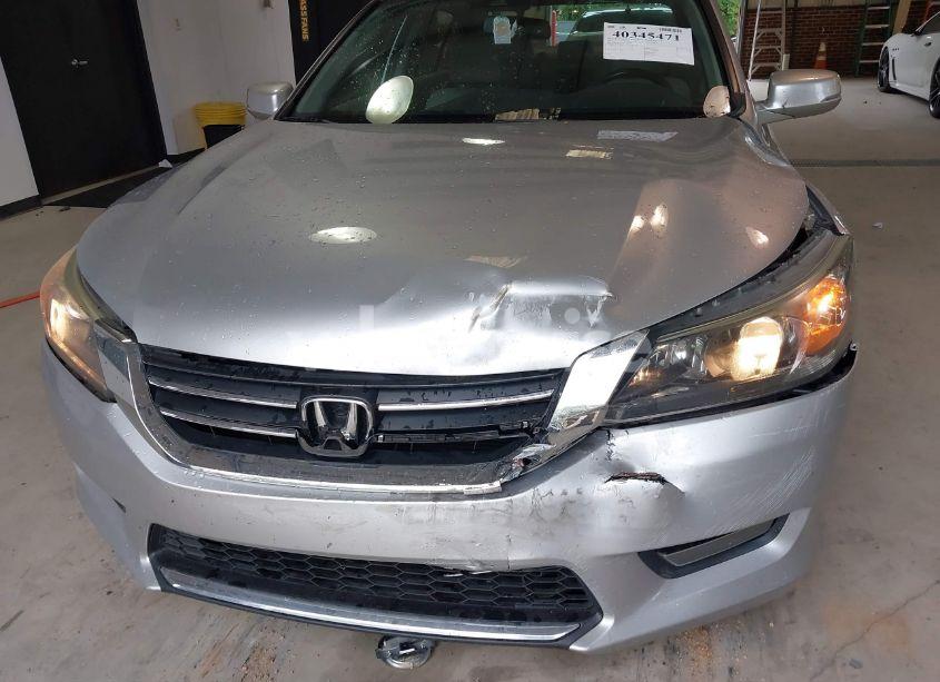 Photo 6 of 2015 Honda Accord EX-L (VIN 1HGCR2F8XFA128391)