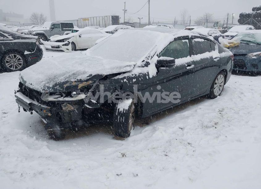 Photo 2 of 2015 Honda Accord EX-L (VIN 1HGCR2F8XFA143196)