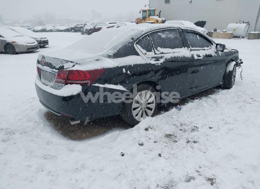 Photo 4 of 2015 Honda Accord EX-L (VIN 1HGCR2F8XFA143196)