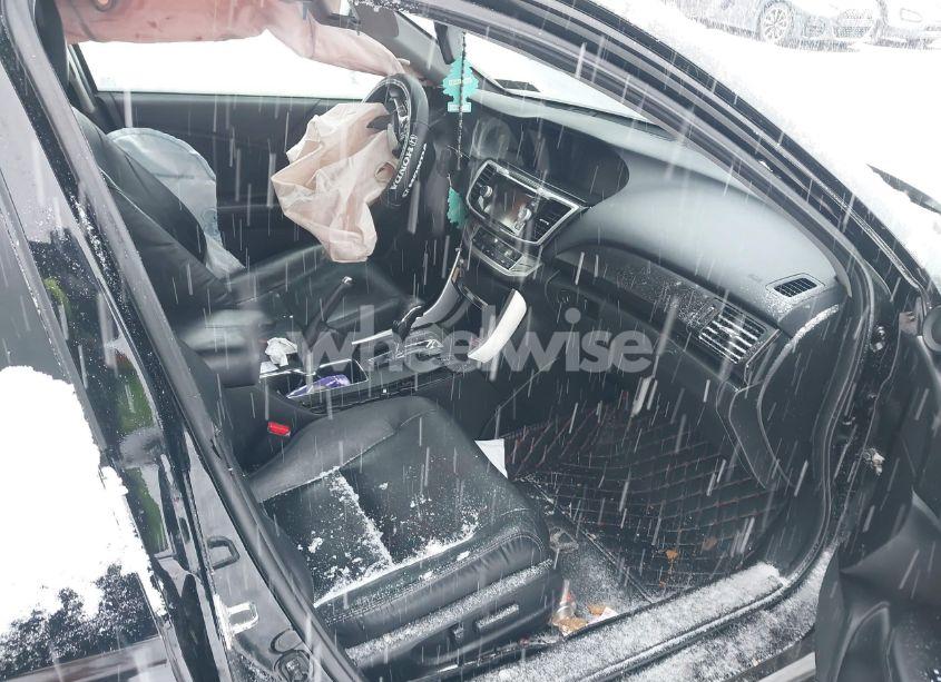 Photo 5 of 2015 Honda Accord EX-L (VIN 1HGCR2F8XFA143196)