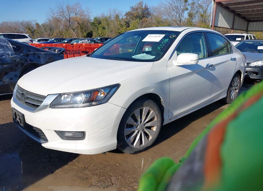 Photo 2 of 2015 Honda Accord EX-L (VIN 1HGCR2F8XFA153386)