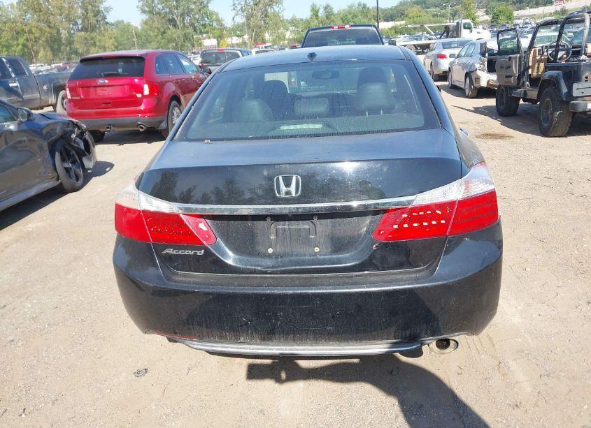 Photo 16 of 2015 Honda Accord EX-L (VIN 1HGCR2F8XFA159382)