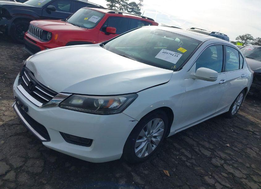 Photo 2 of 2015 Honda Accord EX-L (VIN 1HGCR2F8XFA183701)