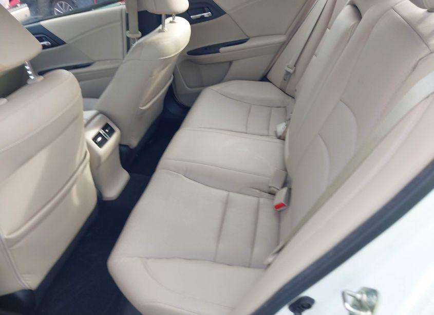 Photo 8 of 2015 Honda Accord EX-L (VIN 1HGCR2F8XFA183701)