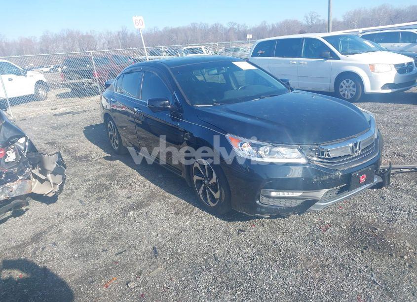 2016 Honda Accord EX-L (VIN 1HGCR2F8XGA019771) main photo