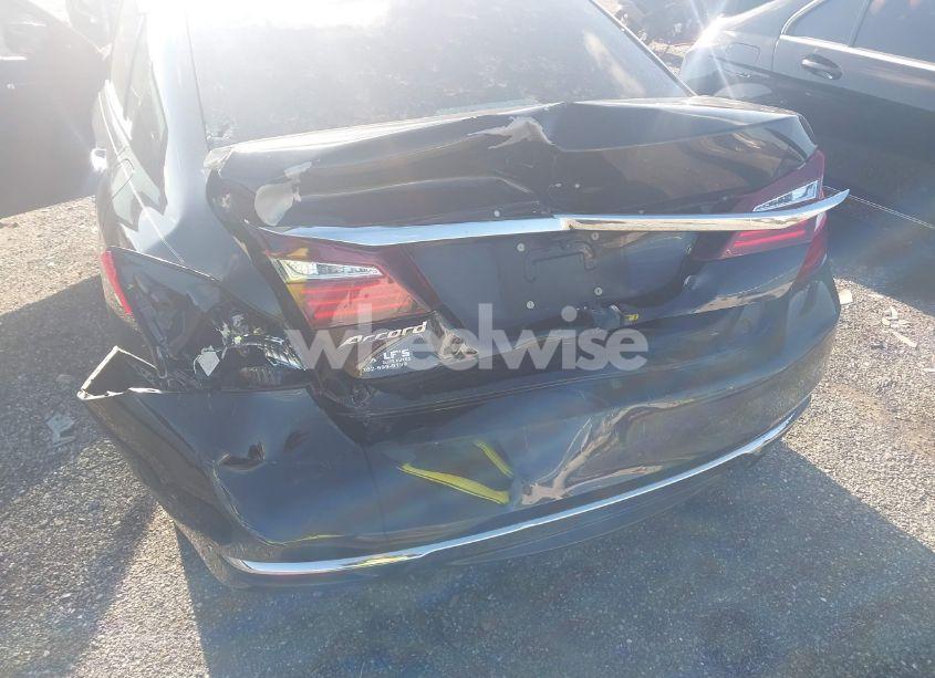 Photo 6 of 2016 Honda Accord EX-L (VIN 1HGCR2F8XGA019771)