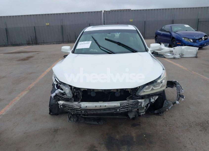 Photo 13 of 2016 Honda Accord EX-L (VIN 1HGCR2F8XGA043648)