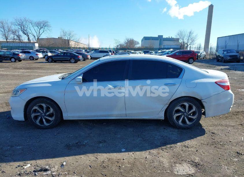 Photo 14 of 2016 Honda Accord EX-L (VIN 1HGCR2F8XGA056724)
