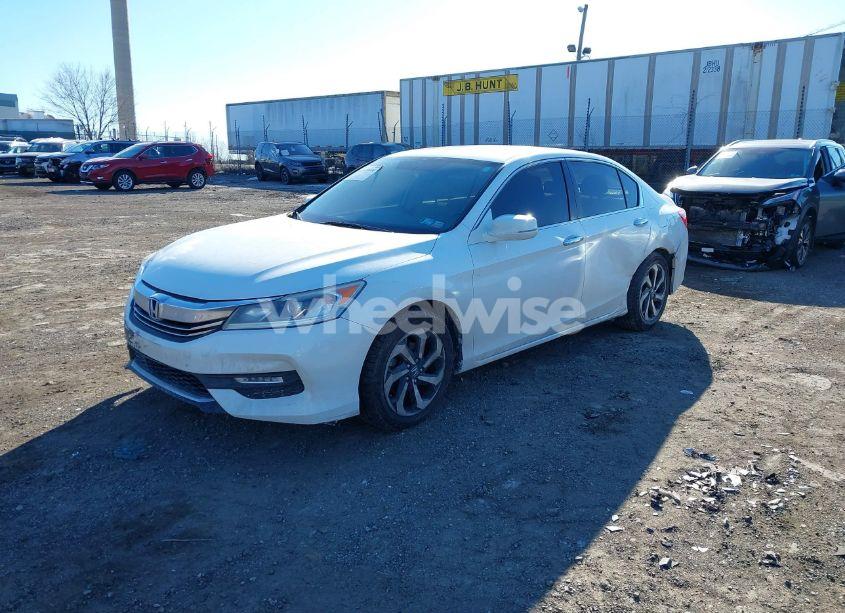 Photo 2 of 2016 Honda Accord EX-L (VIN 1HGCR2F8XGA056724)