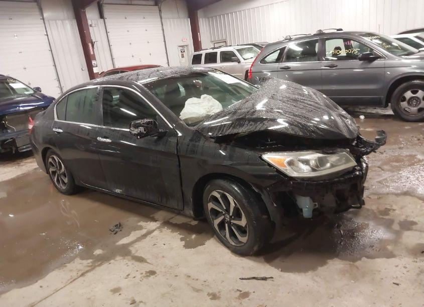 Photo 13 of 2016 Honda Accord EX-L (VIN 1HGCR2F8XGA061499)