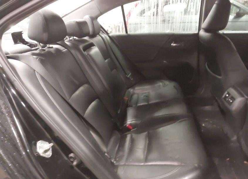 Photo 8 of 2016 Honda Accord EX-L (VIN 1HGCR2F8XGA061499)