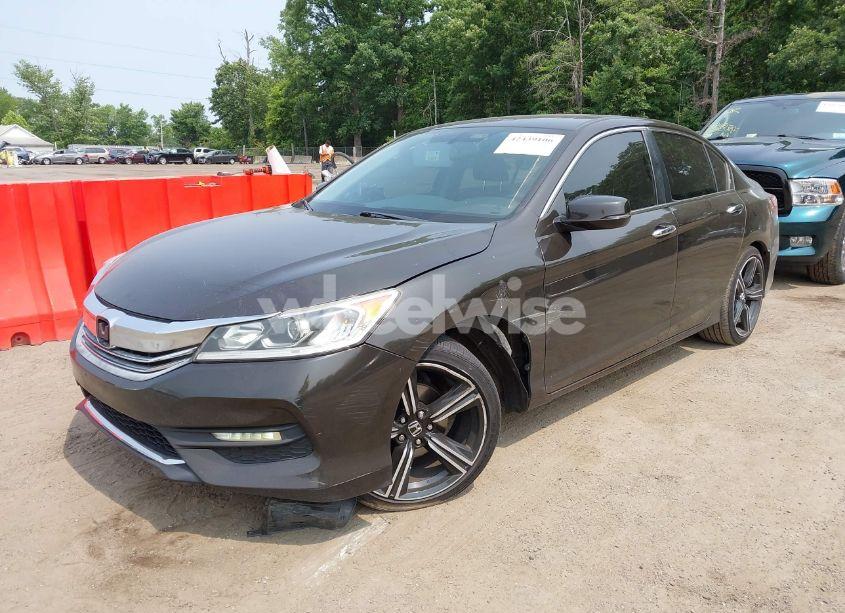 Photo 2 of 2016 Honda Accord EX-L (VIN 1HGCR2F8XGA074561)
