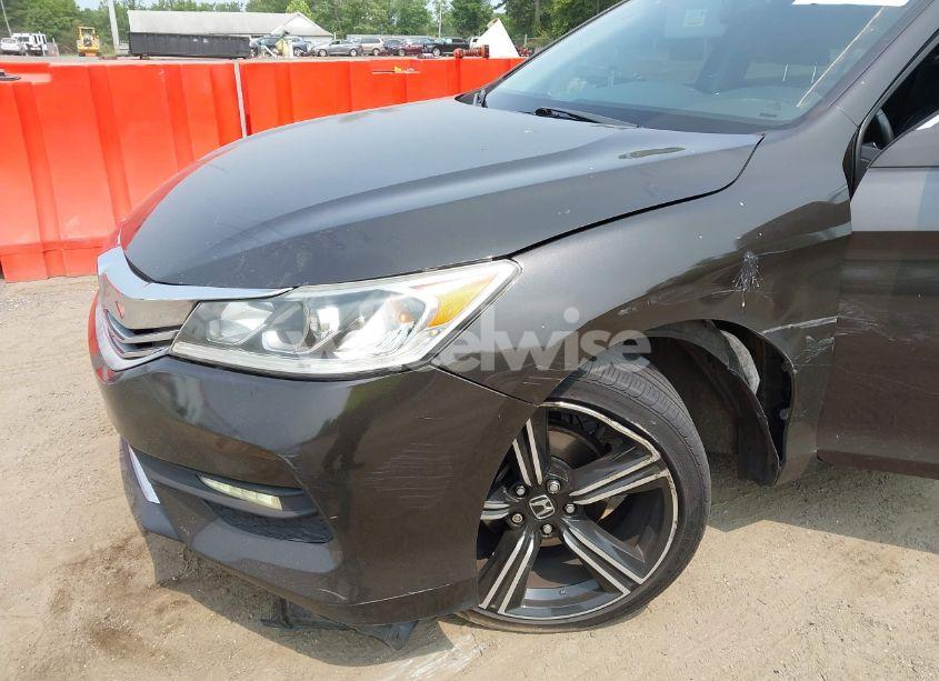 Photo 6 of 2016 Honda Accord EX-L (VIN 1HGCR2F8XGA074561)