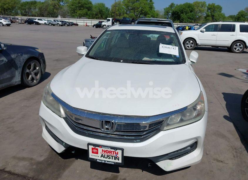 Photo 12 of 2016 Honda Accord EX-L (VIN 1HGCR2F8XGA075015)