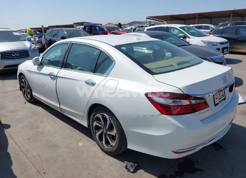 Photo 3 of 2016 Honda Accord EX-L (VIN 1HGCR2F8XGA075015)