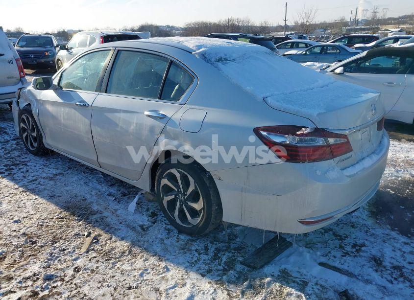 Photo 3 of 2016 Honda Accord EX-L (VIN 1HGCR2F8XGA097239)