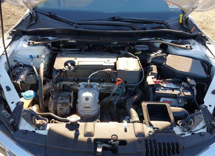 Photo 10 of 2016 Honda Accord EX-L (VIN 1HGCR2F8XGA134080)