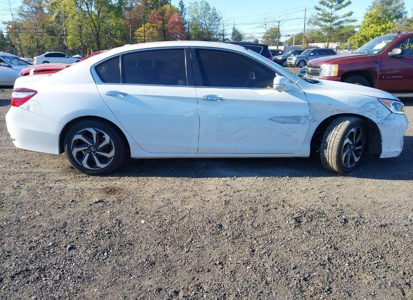 Photo 13 of 2016 Honda Accord EX-L (VIN 1HGCR2F8XGA134080)