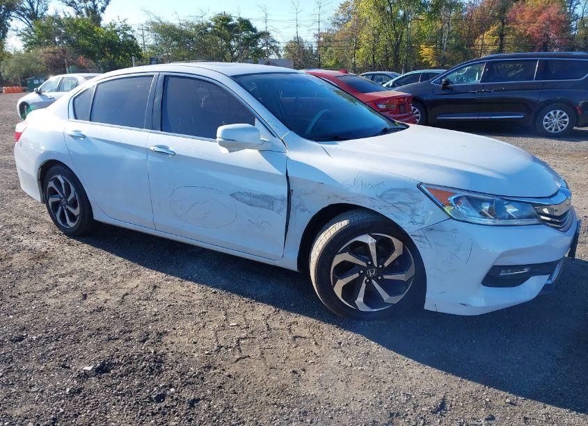 Photo 6 of 2016 Honda Accord EX-L (VIN 1HGCR2F8XGA134080)