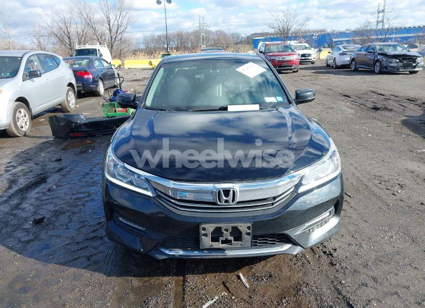 Photo 12 of 2017 Honda Accord EX-L (VIN 1HGCR2F8XHA001949)