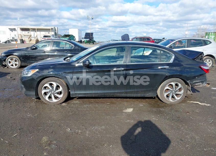 Photo 14 of 2017 Honda Accord EX-L (VIN 1HGCR2F8XHA001949)