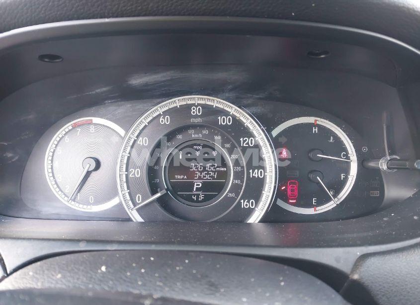 Photo 7 of 2017 Honda Accord EX-L (VIN 1HGCR2F8XHA001949)